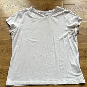 Banana Republic White Short Sleeve Timeless Tee